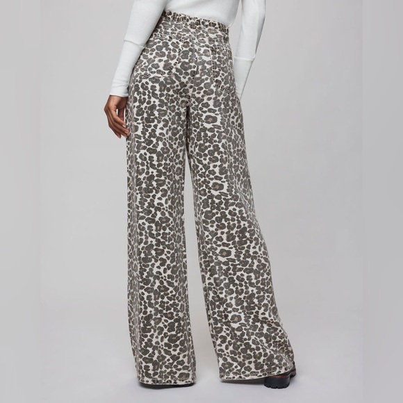 Splendid Gray Leopard Wide-Leg Pants - Picture 5 of 12